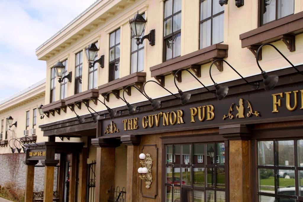 The Guv'Nor Inn St. John's Buitenkant foto